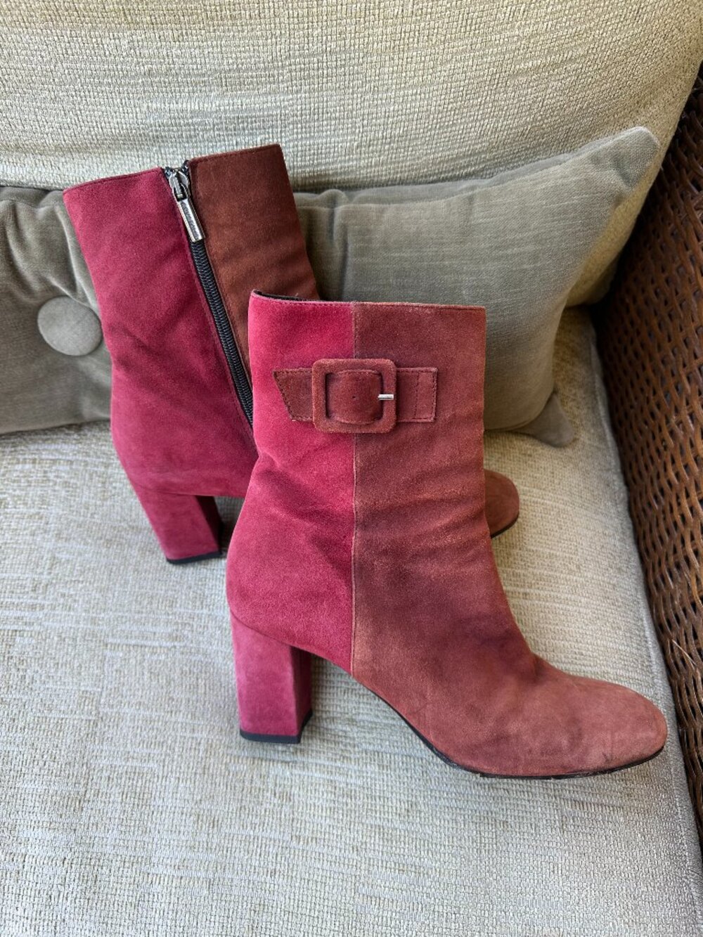 Aquatalia Burgundy Suede Block Heel Boots Made in Italy Size 8.5